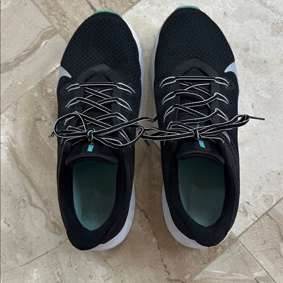 Nike Women’s Quest Running Black and Teal Athletic Shoes - Picture 5 of 8